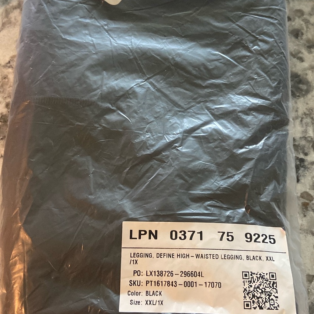 NWT Fabletics Leggings